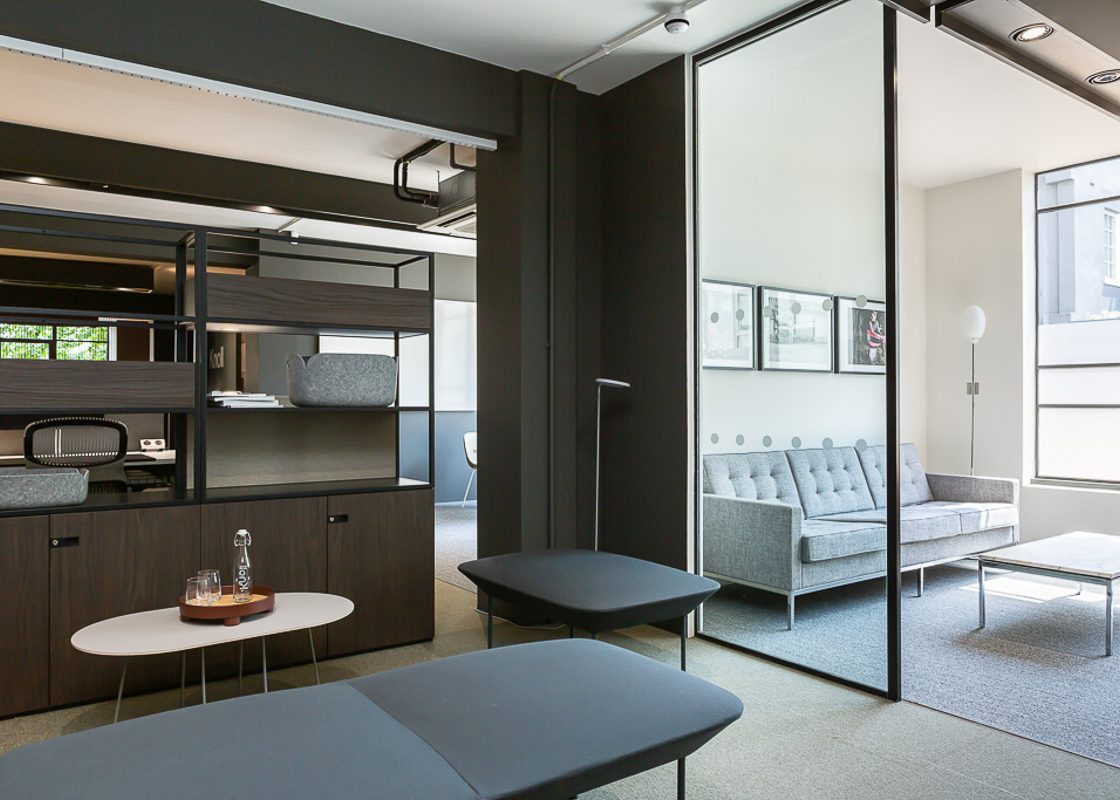 Knoll Showroom -35