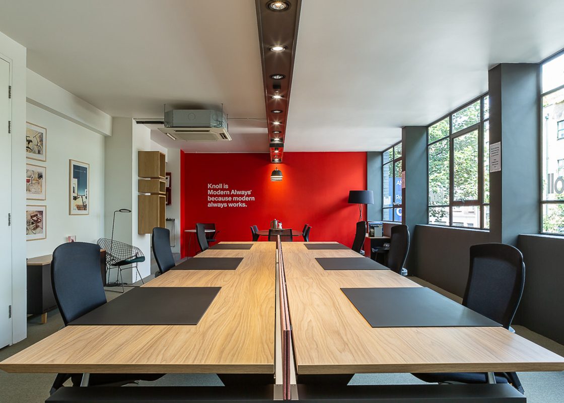 Knoll Showroom -41