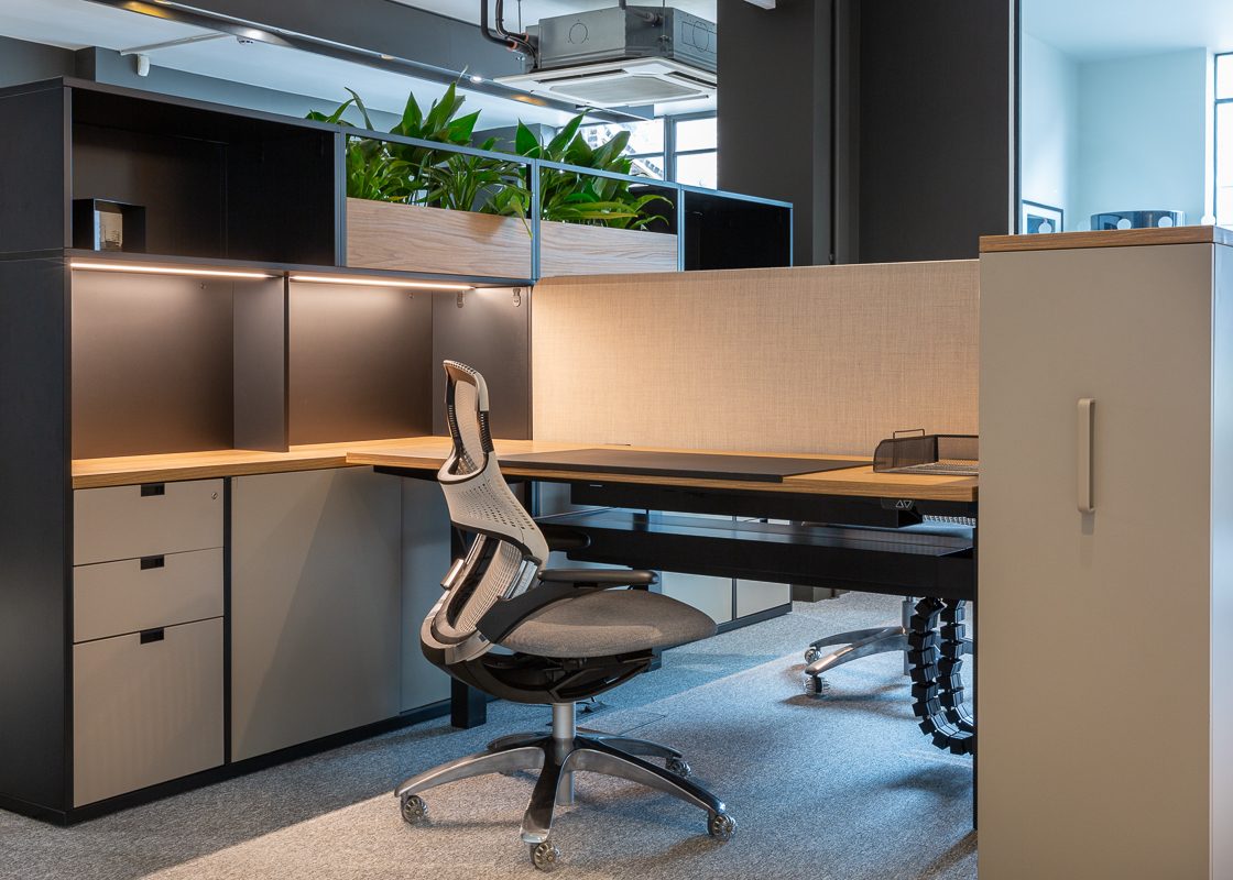 Knoll Showroom -6