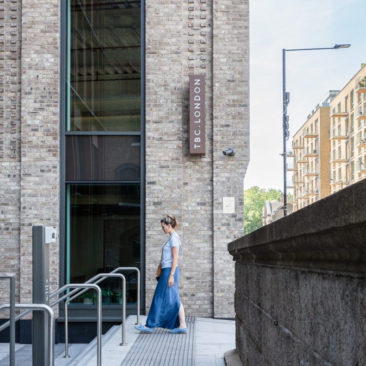 Tower Bridge Court, London-10