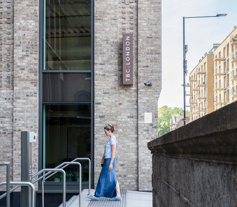 Tower Bridge Court, London-10
